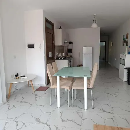 Private With External Private Bathroom In *